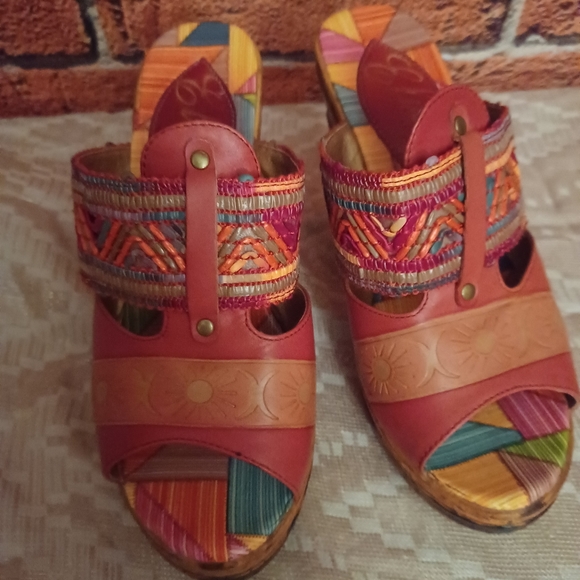 REALLY CUTE SHOES - Picture 7 of 13